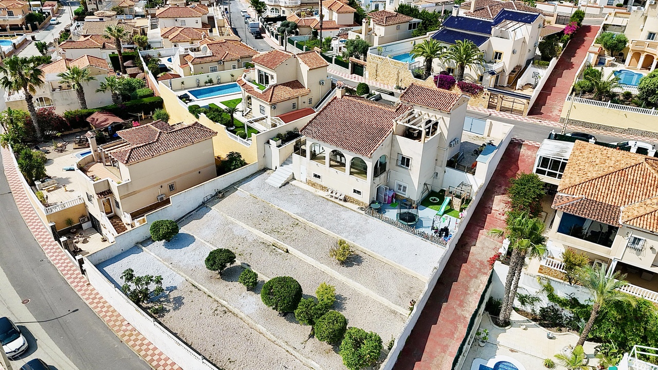 7adf8339-1aaa-4d62-a9c8-a4c98004e0f2_xlarge Alicante – Sunrise Dream Properties