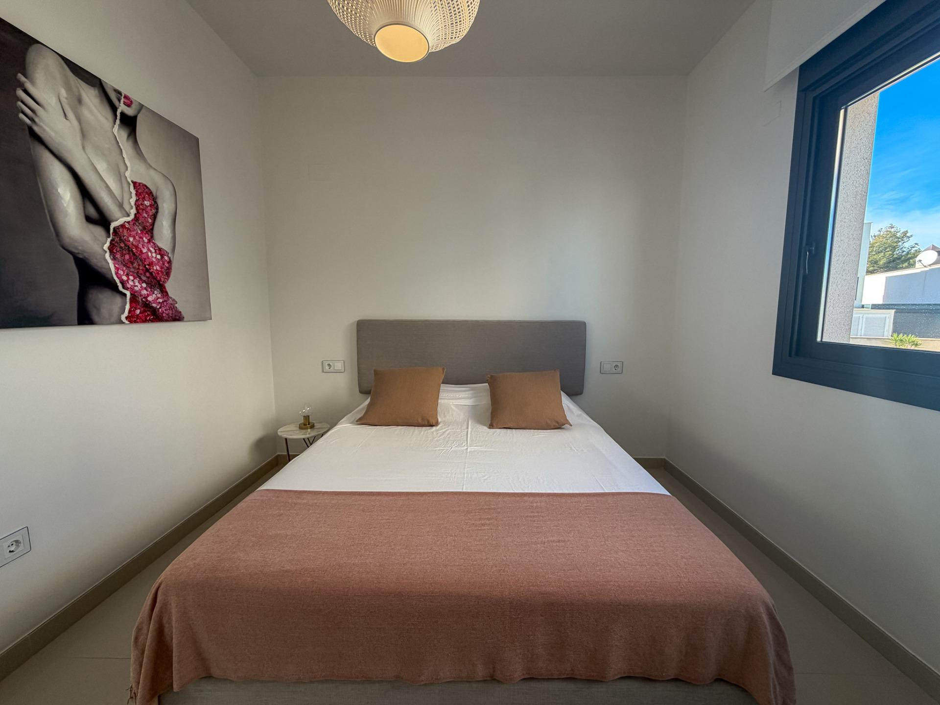 8-21 Villa in San Miguel de Salinas, Alicante