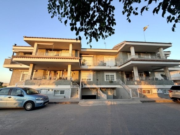 Town House for sale in Formentera del Segura