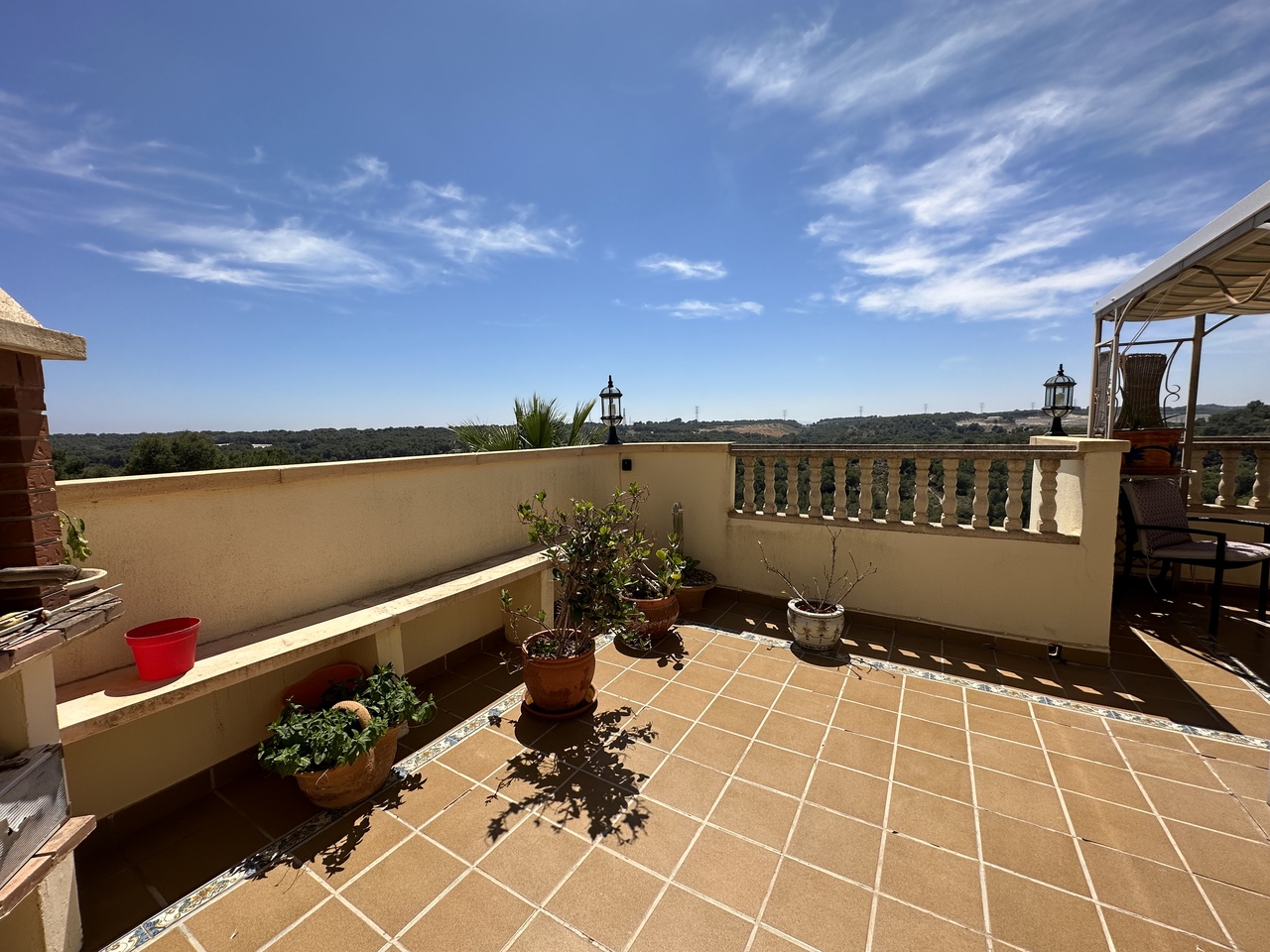 FA3C2BD7-4F34-4AF0-A9DE-AAECACE3BBF7_xlarge Villa in Villamartin, Alicante