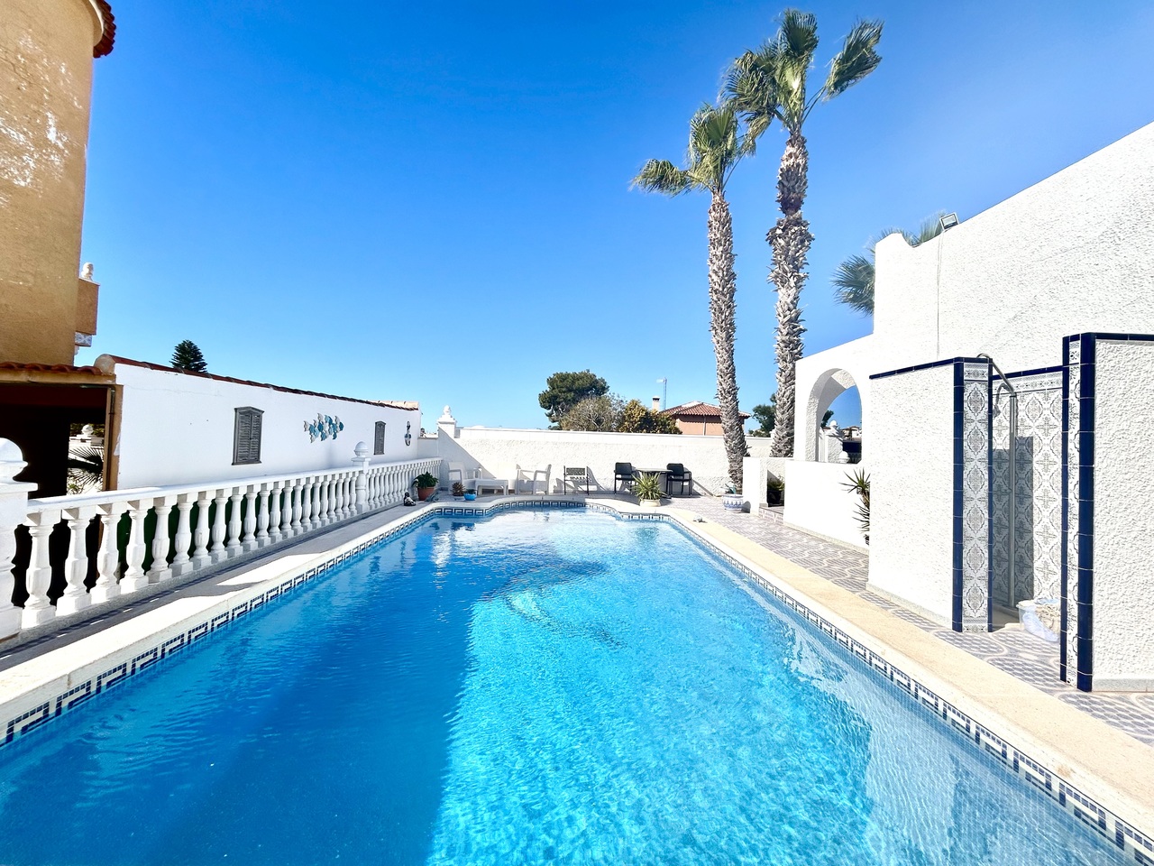 IMG_2993_xlarge Villa in Villamartin, Alicante