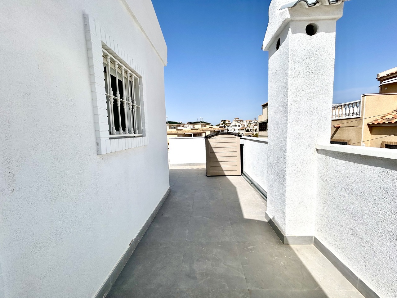 IMG_3619_xlarge Villa in Villamartin, Alicante
