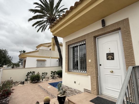 Town House for sale in Sucina