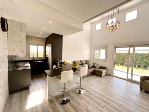 Villa for sale in La Torre Golf Resort