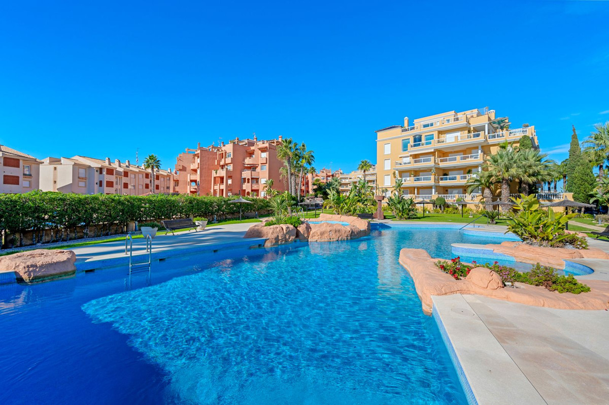 ShowFeedImage Apartment in Cabo Roig, Alicante