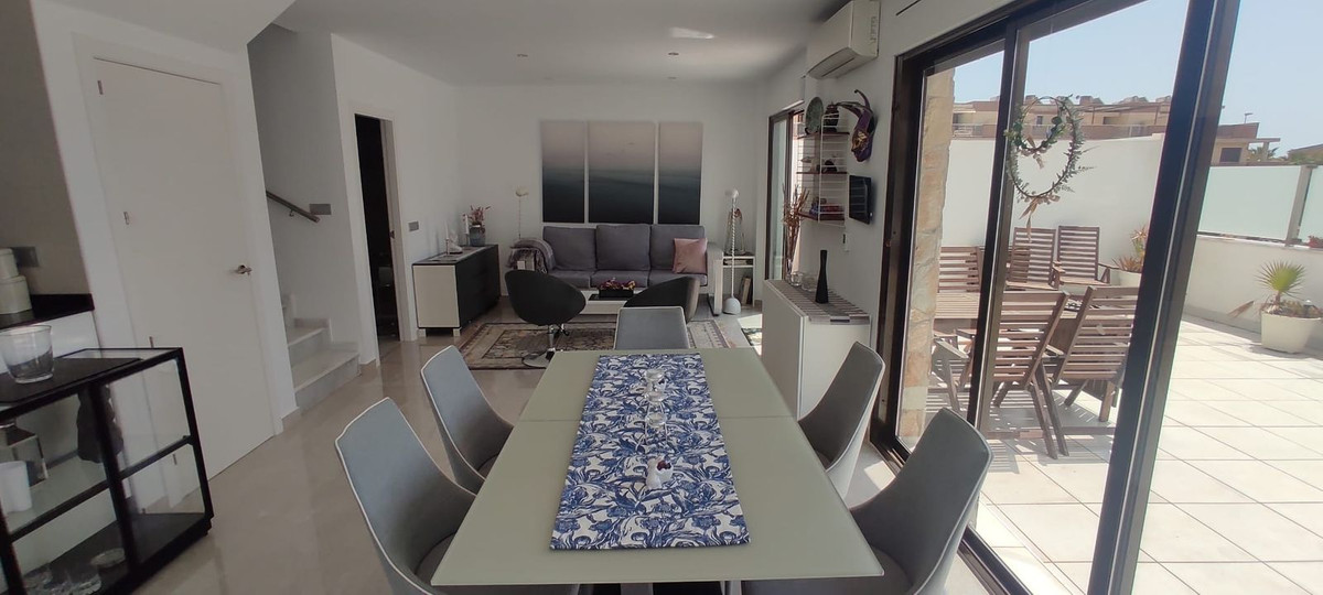 ShowFeedImage Villa in Orihuela Costa, Alicante
