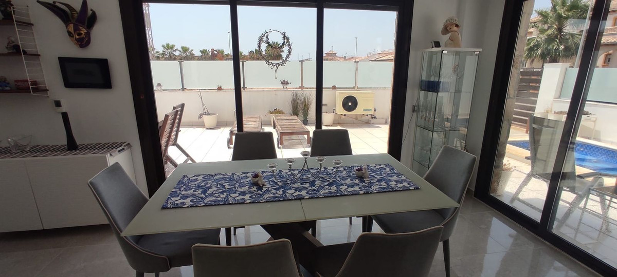 ShowFeedImage Villa in Orihuela Costa, Alicante