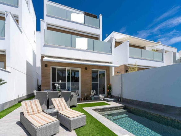 Villa for sale in San Pedro del Pinatar