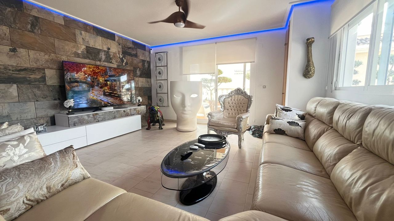 WhatsApp_Image_2024-10-12_at_20.02.39__1__xlarge Apartment in Los Dolses, Alicante