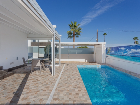Villa for sale in Orihuela Costa