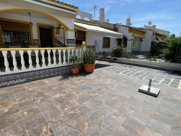 Town House for sale in Pilar de La Horadada