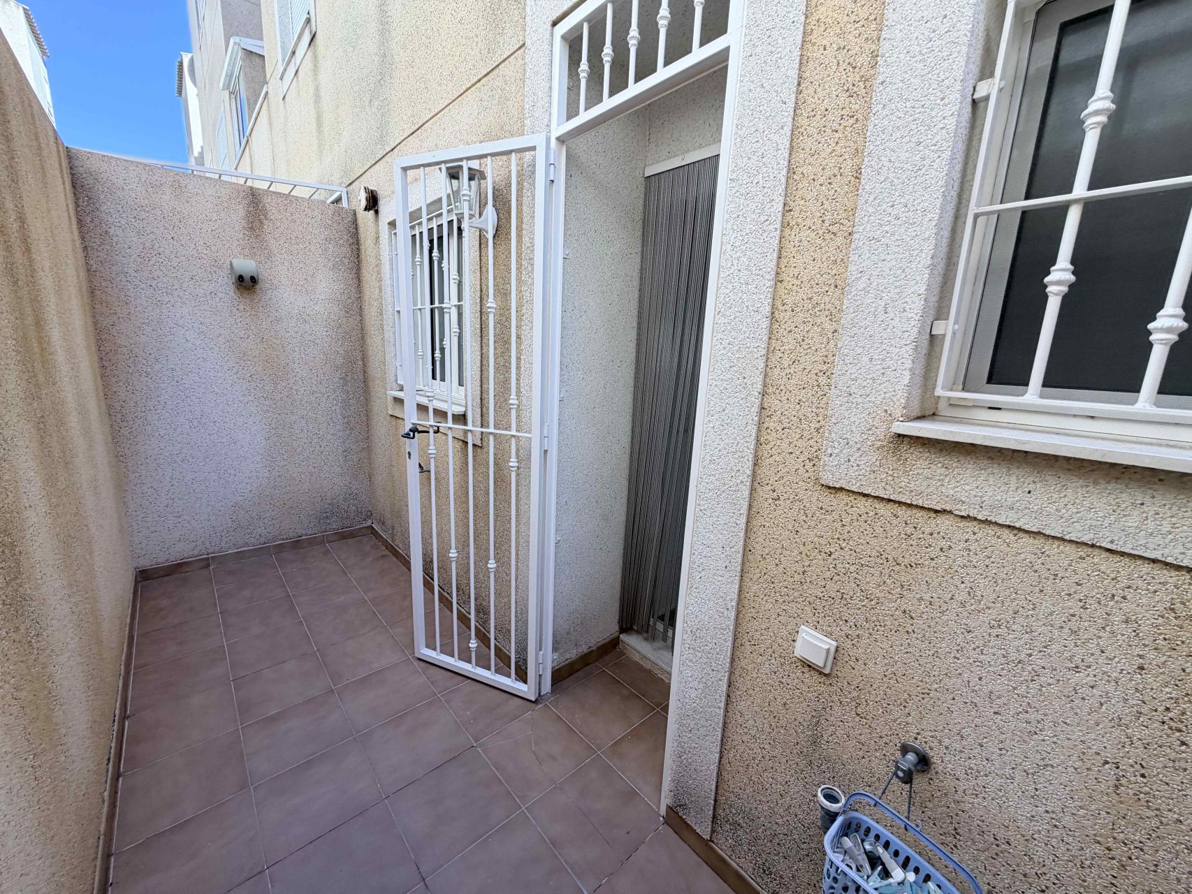 g_2q7au83qndqbt0j7eed8 Town House in Orihuela Costa, Alicante