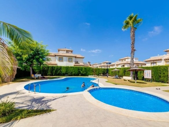 Town House for sale in Orihuela Costa