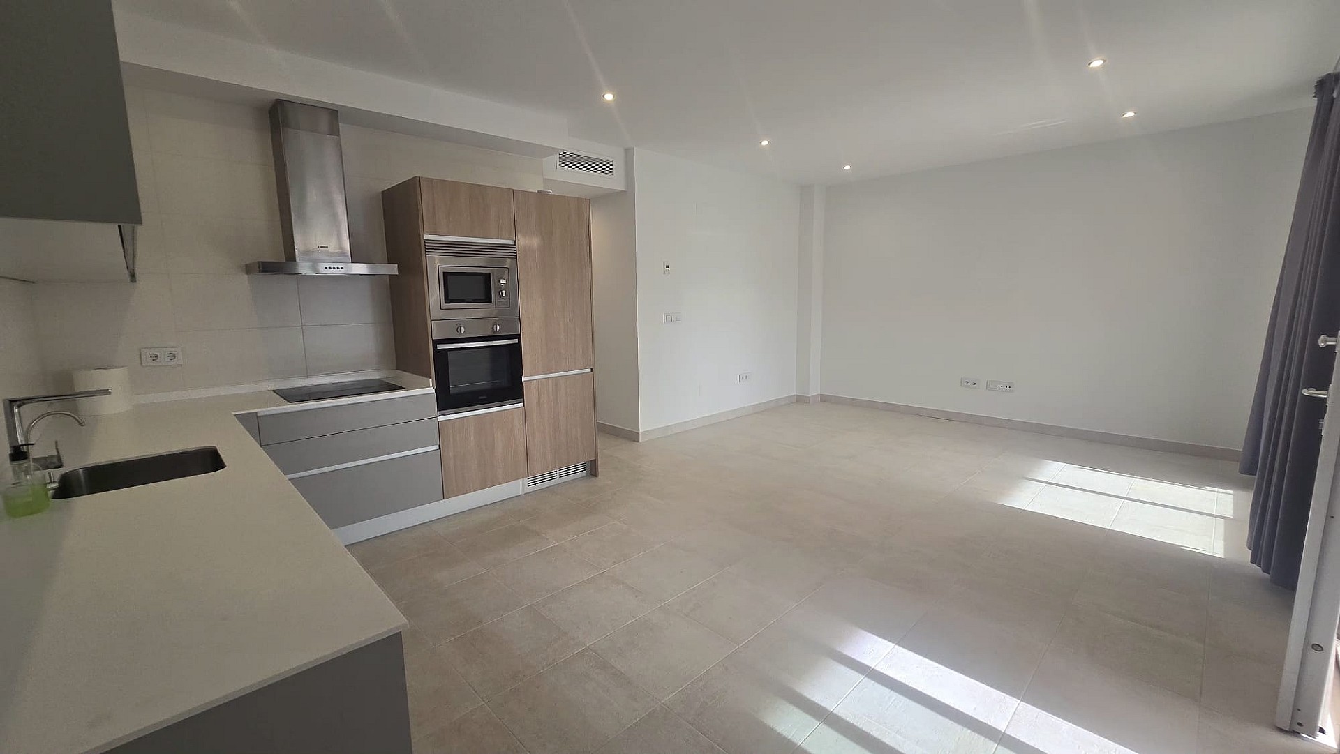 g_o3vskuy3fq3ki7y5scyz Penthouse in Pilar de La Horadada, Alicante