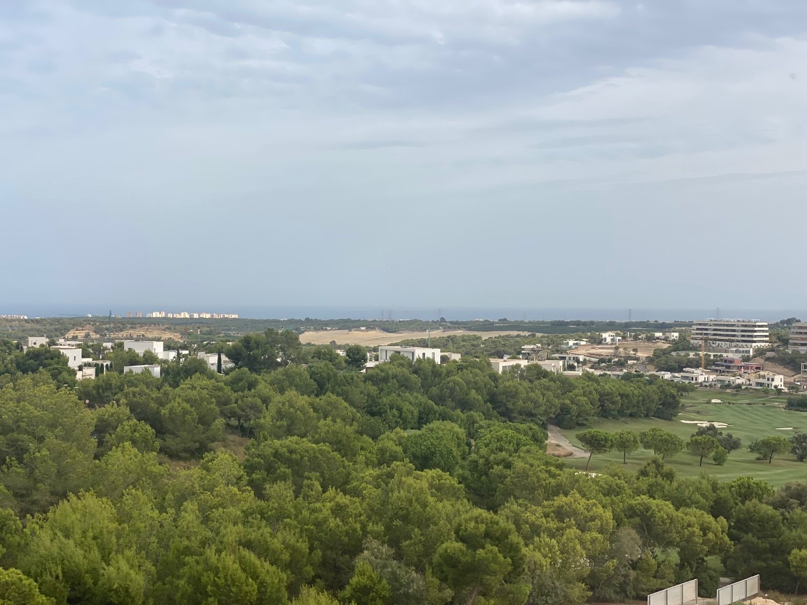 o_1gbvpca3311it1rlj2q8cor93d5q Apartment in Las Colinas Golf, Alicante
