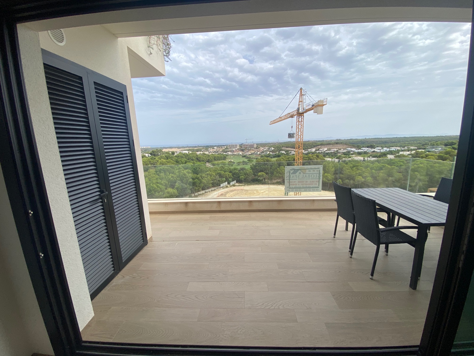 o_1gbvpca3317ps134hht81nct1at55c Apartment in Las Colinas Golf, Alicante