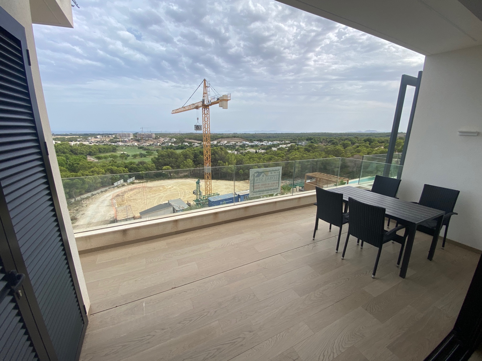o_1gbvpca331d8s12ok18pbe659si5d Apartment in Las Colinas Golf, Alicante