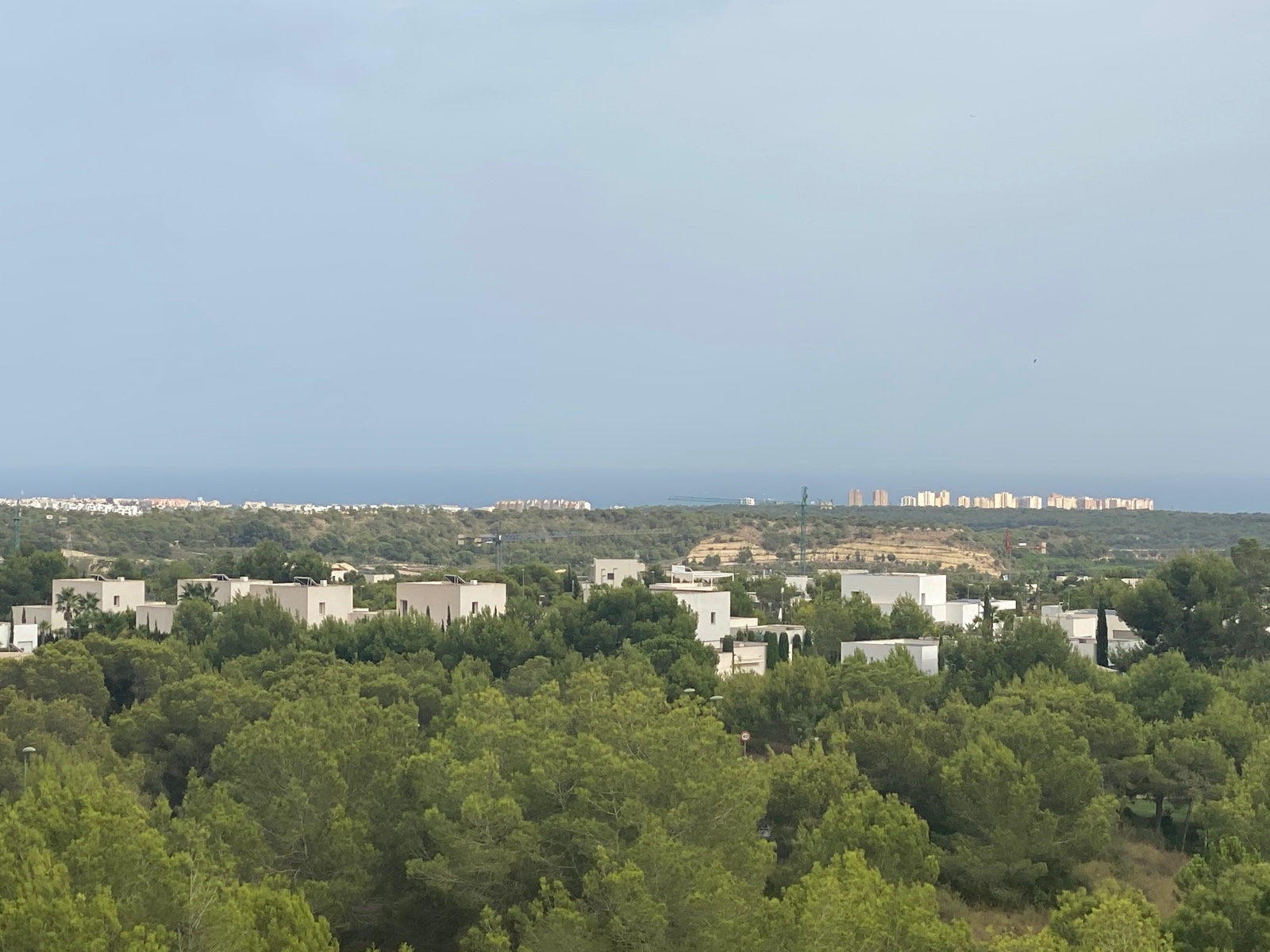 o_1gbvpca333ih1ad6190j1s2lfv15u Apartment in Las Colinas Golf, Alicante