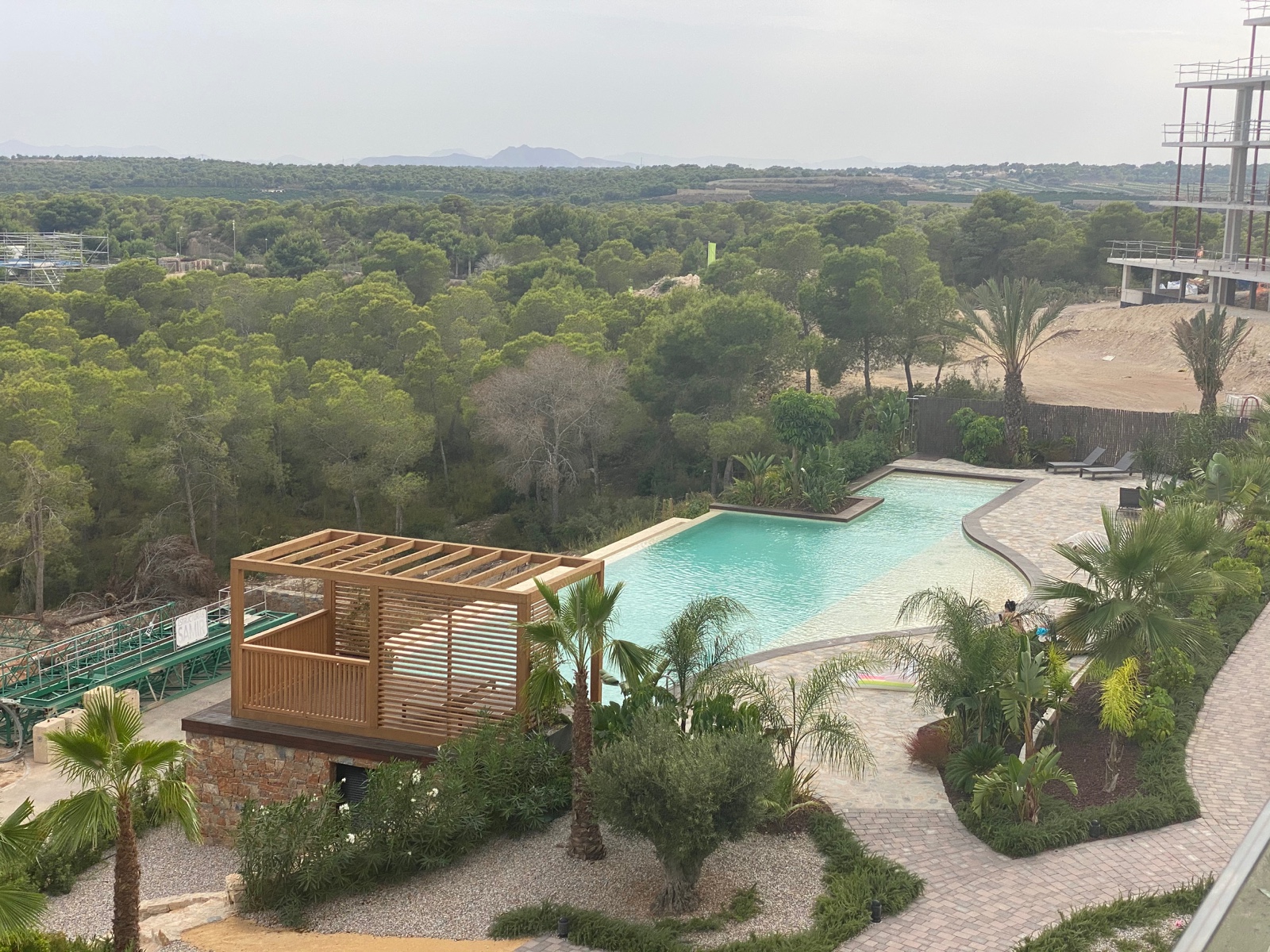 o_1gbvpca33ol2sn71mmk7mvi725n Apartment in Las Colinas Golf, Alicante