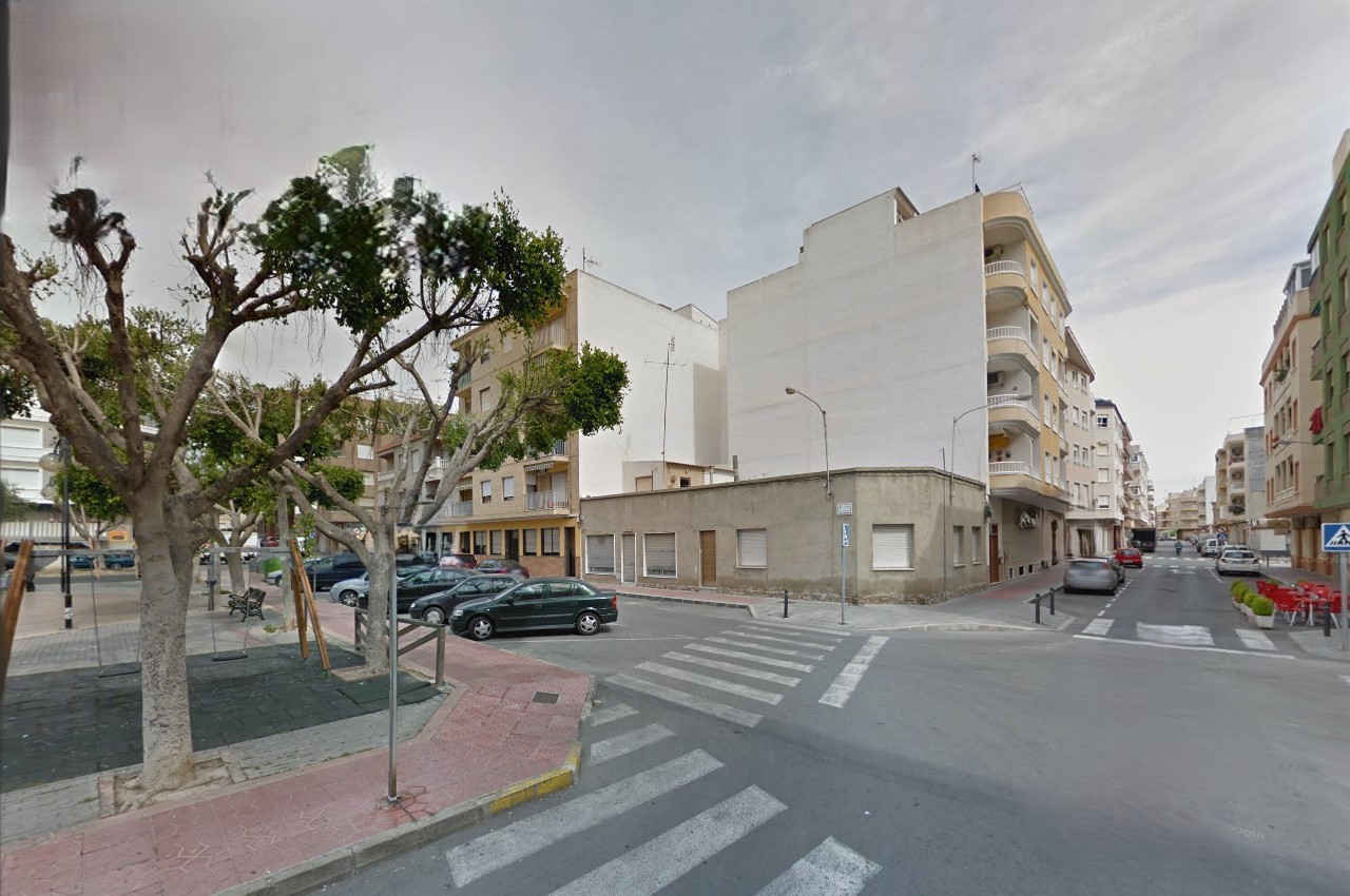 o_1ht1gimc518qo1se1k2m17721juf1o Alicante – Sunrise Dream Properties