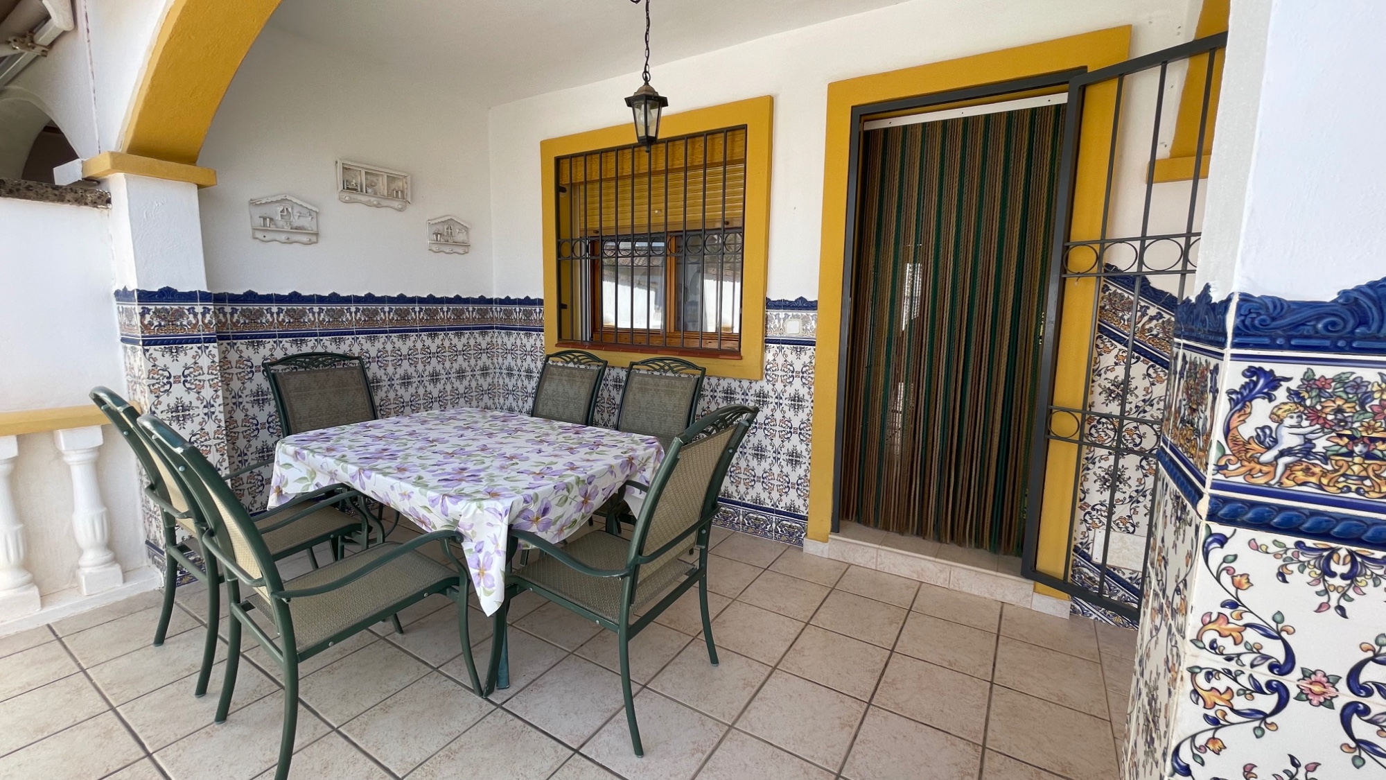 o_1iu3n55fb1h3u17p6qa229c34e2s Town House in Torre de La Horadada, Alicante