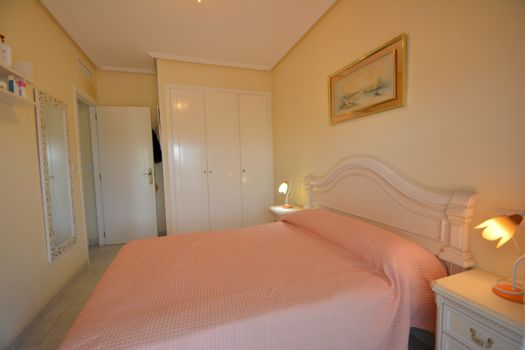 o_1j4phlc7u1mon18t64id8d3r0i2l Apartment in Guardamar del Segura, Alicante