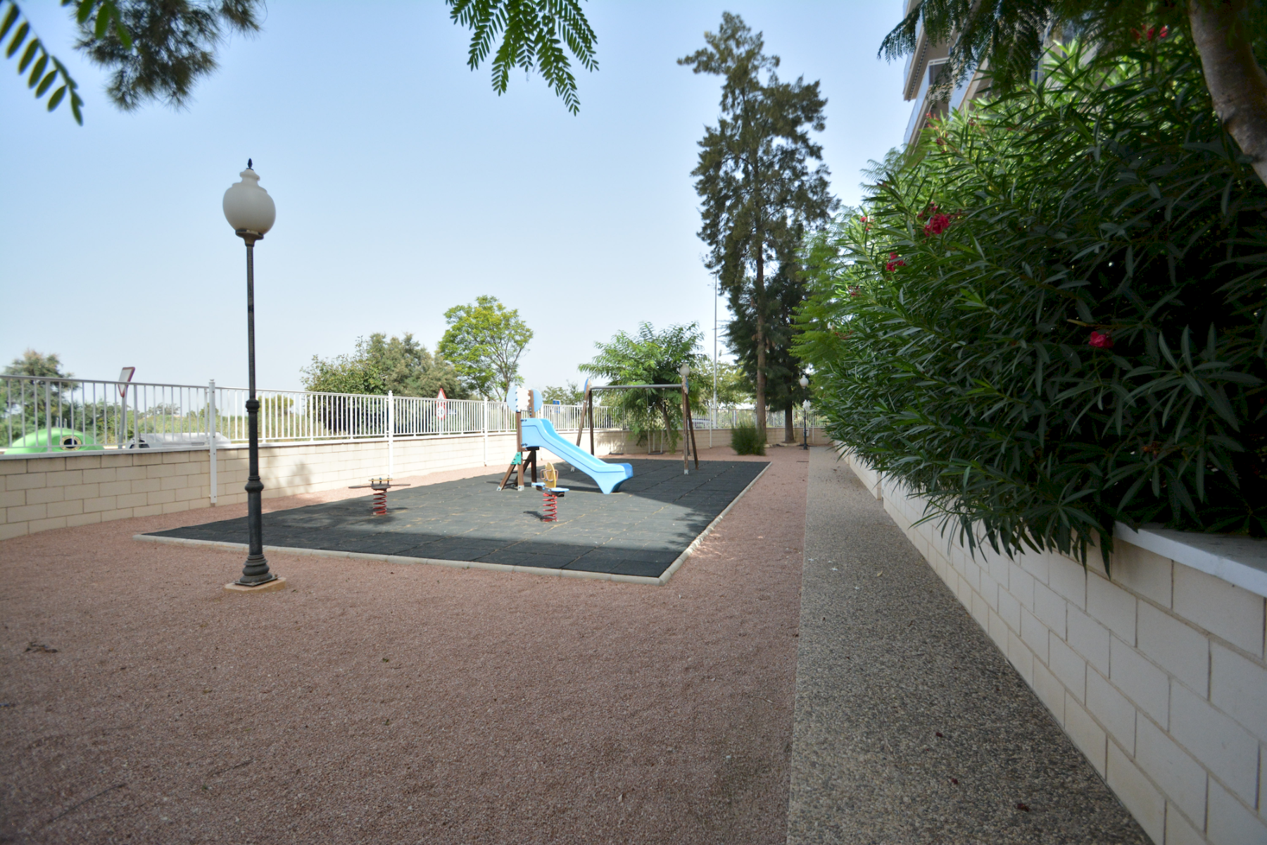 o_1j4phlc7uk4l1vd8omp1g4eau432 Apartment in Guardamar del Segura, Alicante