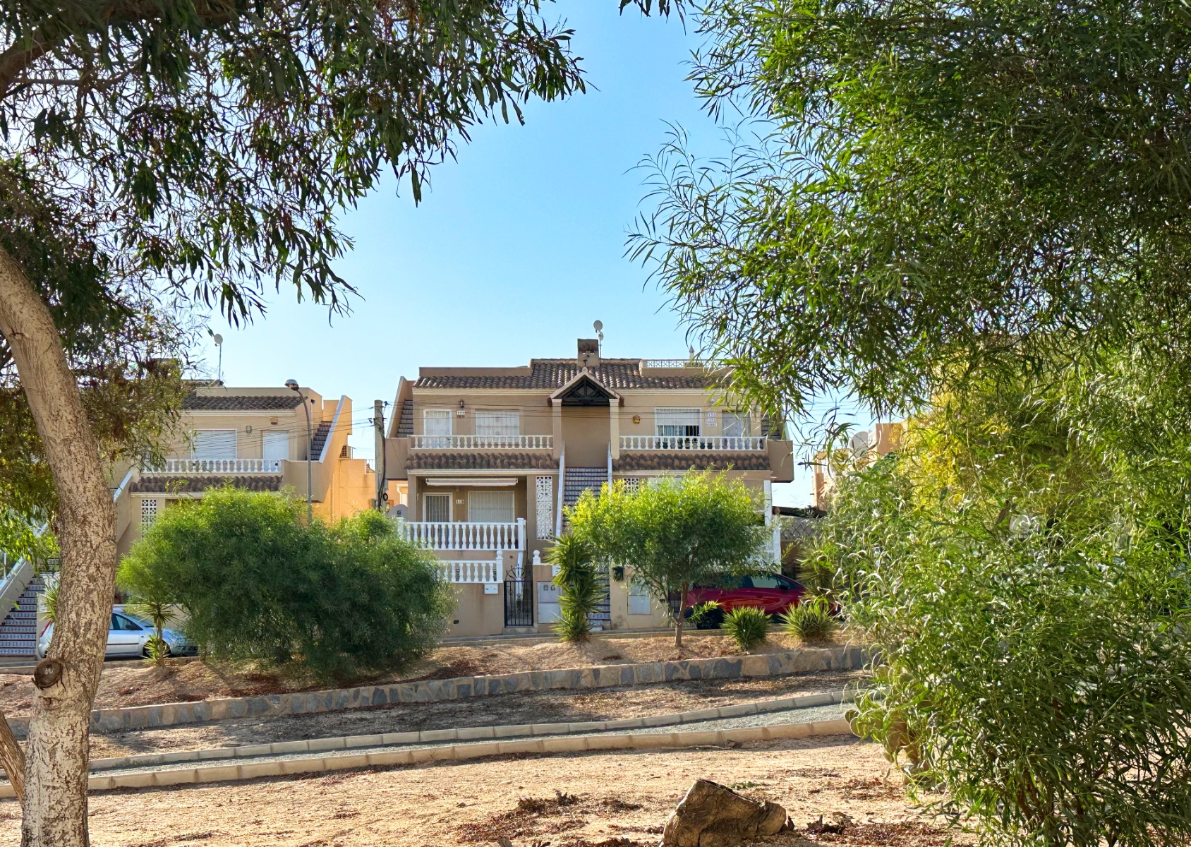 o_1j6akqtrh11upgo12h31mi07gi38 Bungalow in San Miguel de Salinas, Alicante
