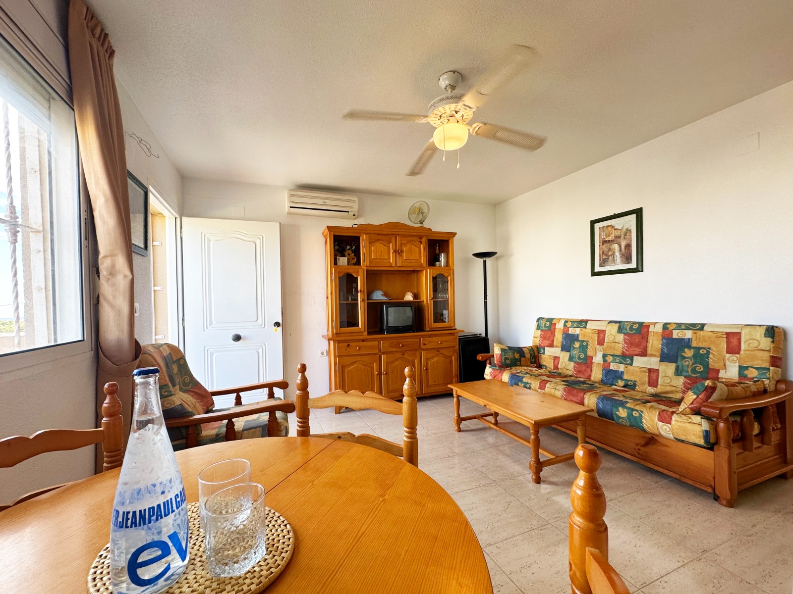 o_1j6akqtrhee412se8v18anl4v2n Bungalow in San Miguel de Salinas, Alicante