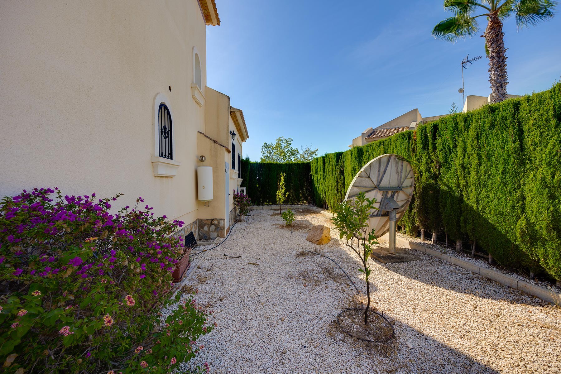 o_1j6fcnldn1v8nad21ht39bt1htg3p Villa in Orihuela Costa, Alicante