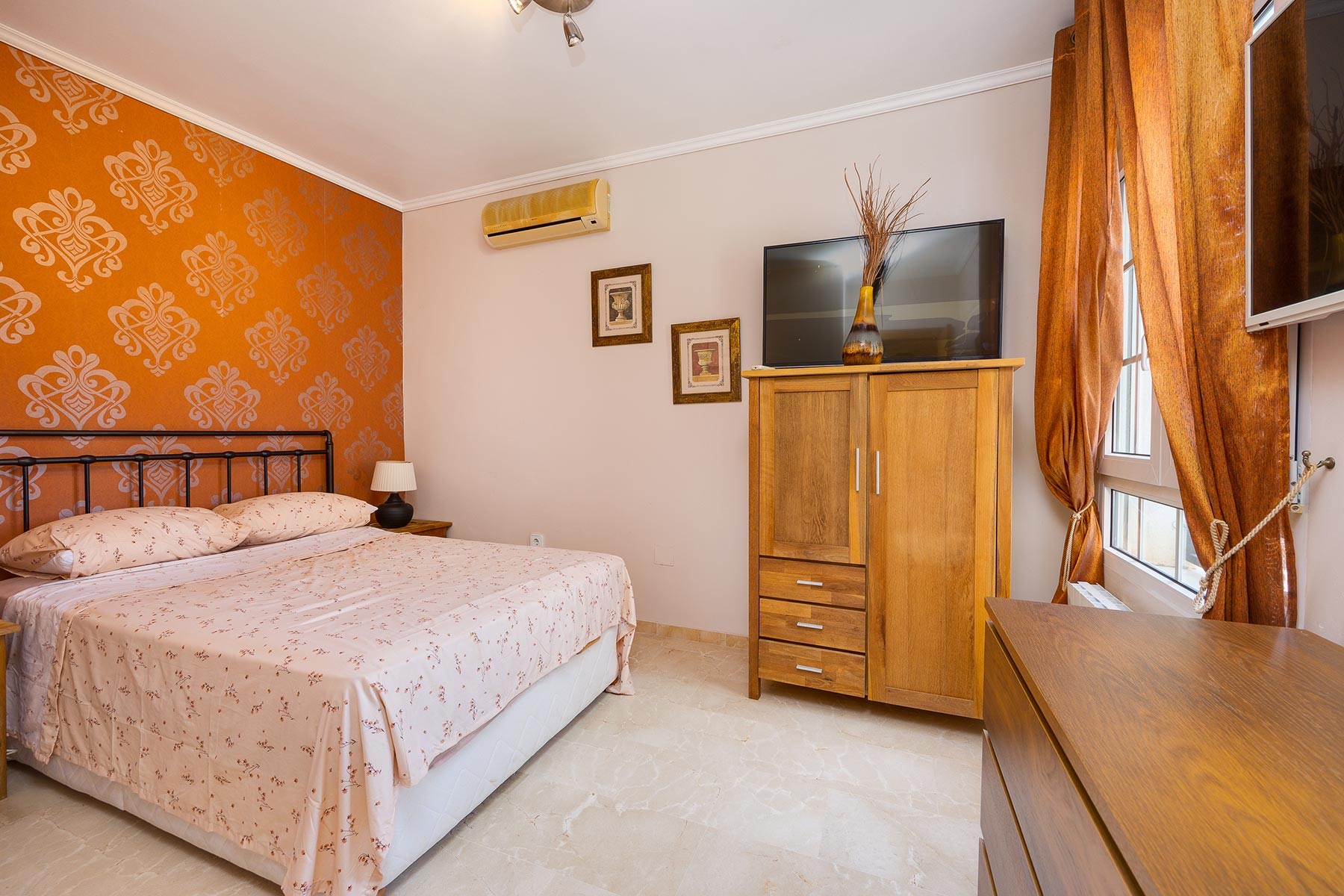 o_1j6fcnldn4ig1tvq1kmm1ikoq0j3c Villa in Orihuela Costa, Alicante