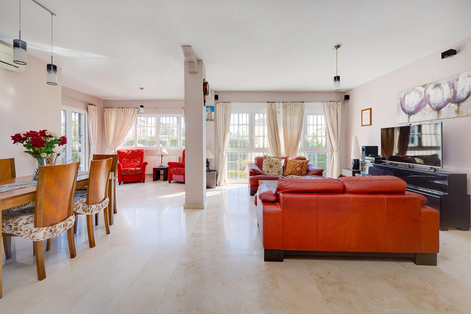 o_1j6fcnldng7c170bgqa4nfp5i31 Villa in Orihuela Costa, Alicante