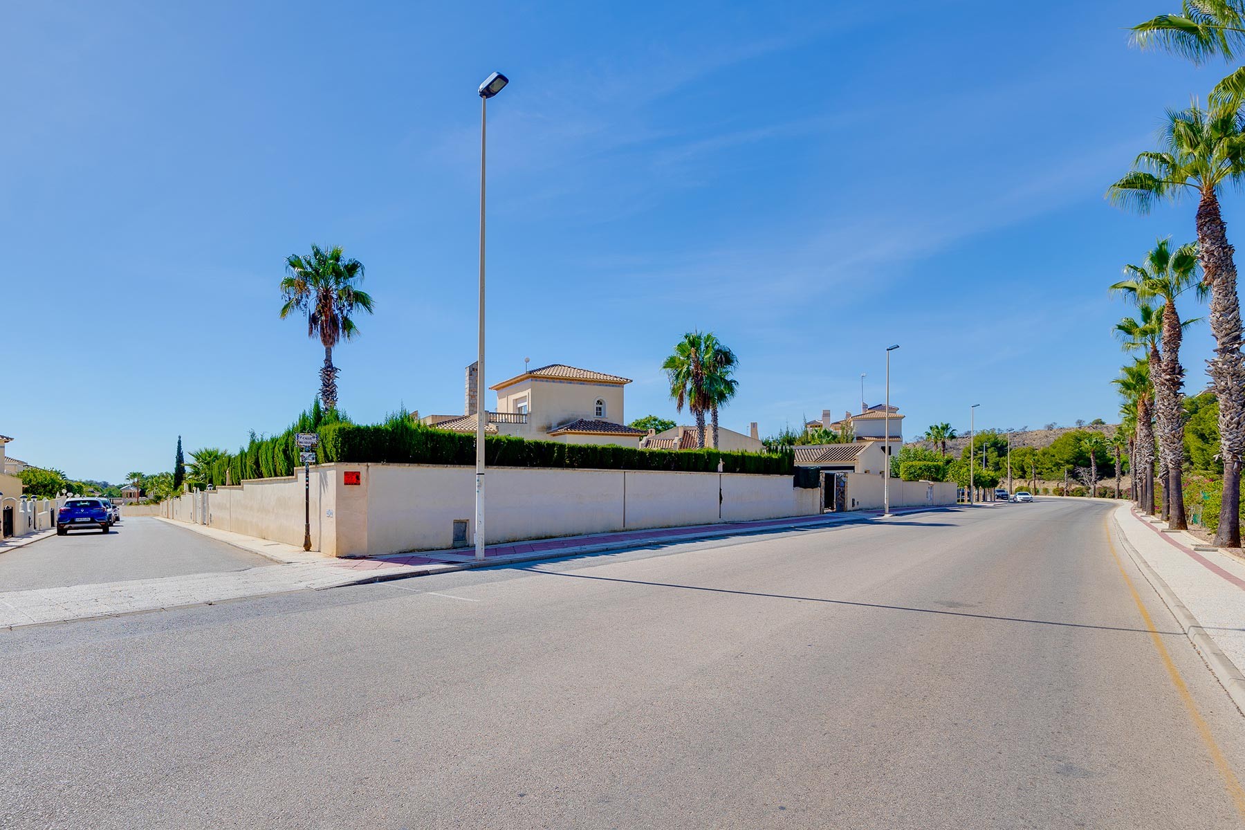 o_1j6fcnldnn1lum1c7k106417ka3s Villa in Orihuela Costa, Alicante