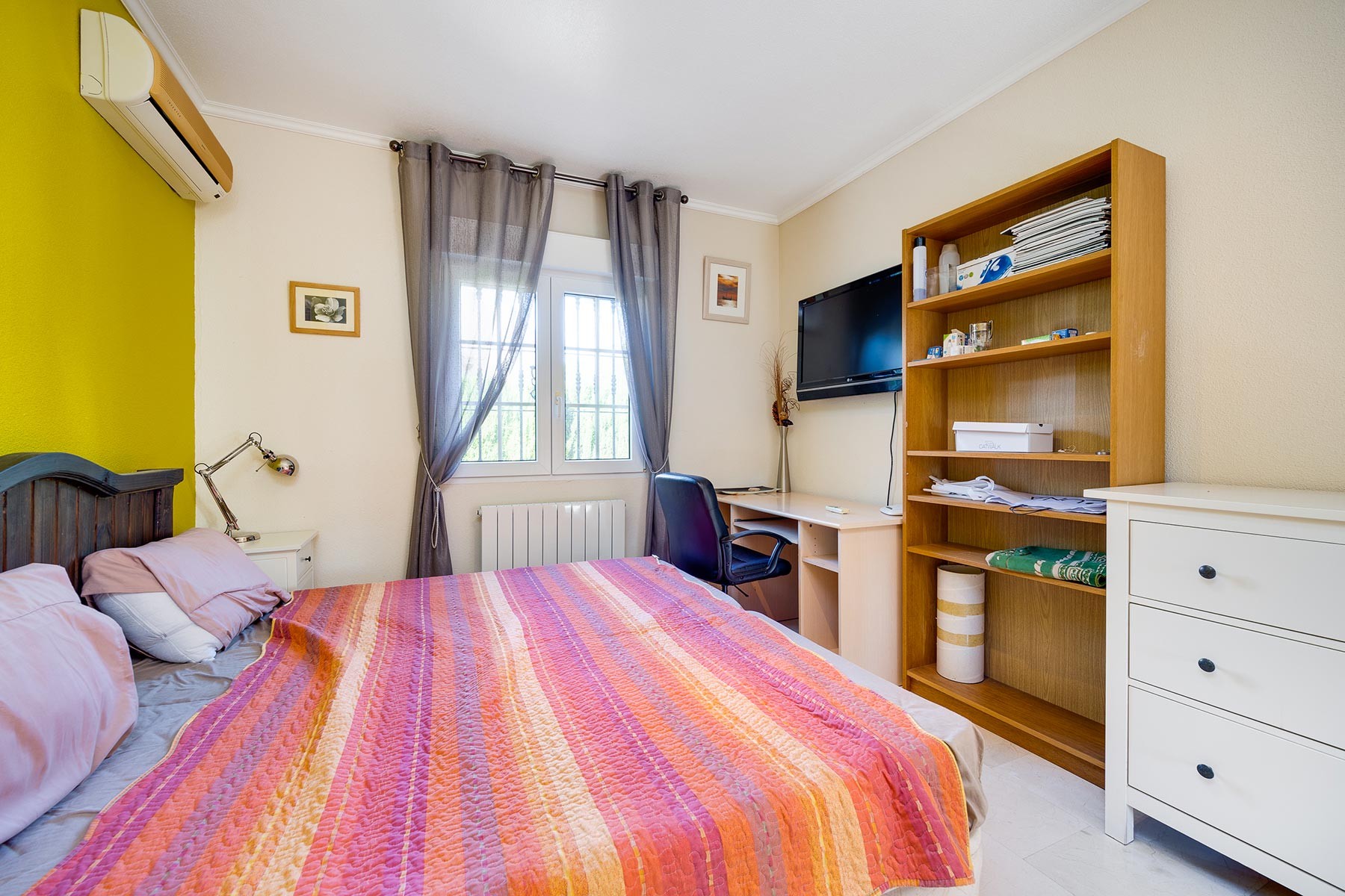 o_1j6fcnldno2h3621pim9dbc2i38 Villa in Orihuela Costa, Alicante