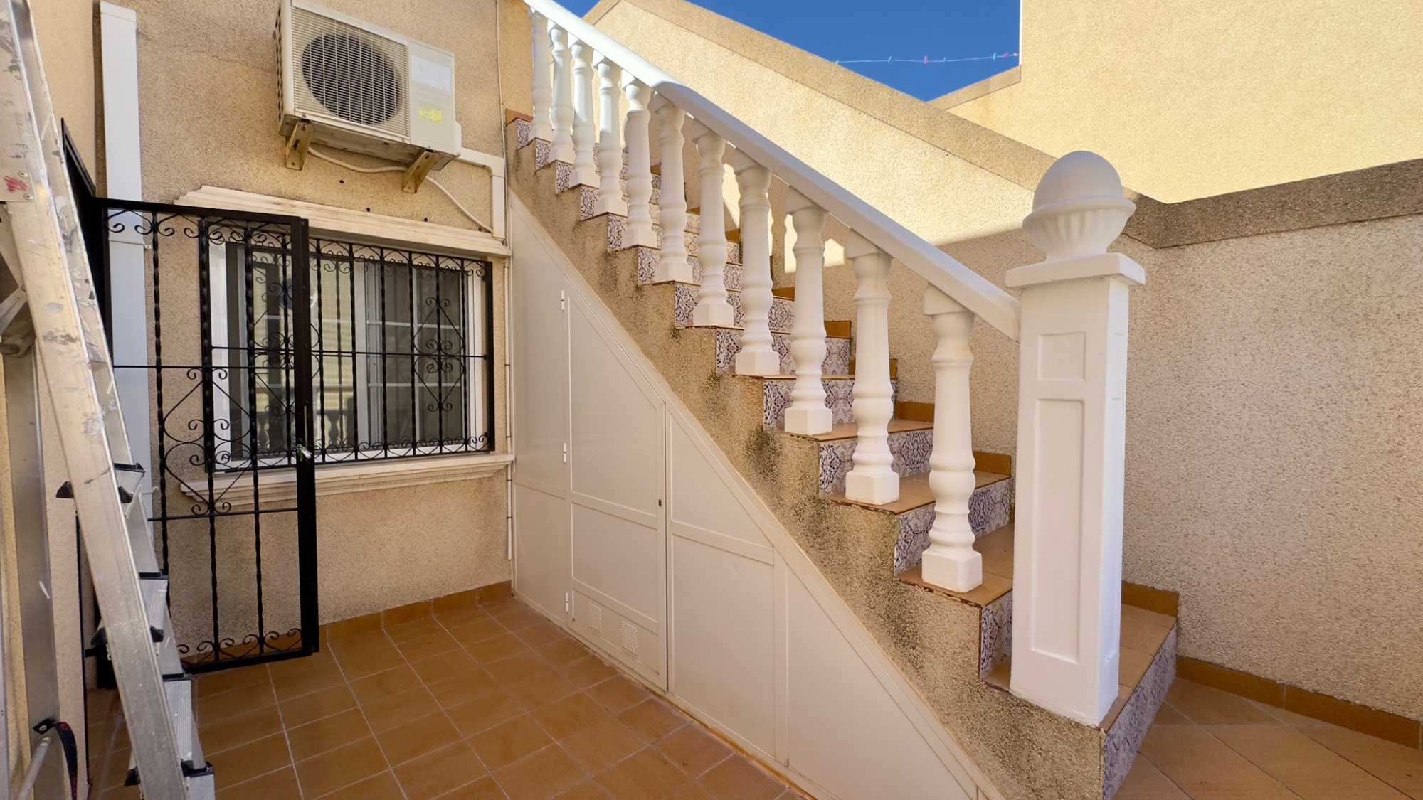 o_1j9cven3718cf1e0ai6d1fmqi0d2h Villa in Orihuela Costa, Alicante