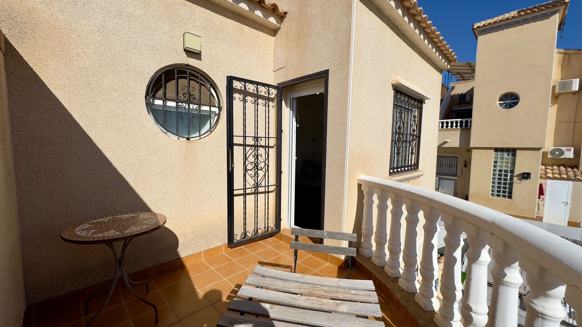 o_1j9cven374nrv25112k10711f012l Villa in Orihuela Costa, Alicante