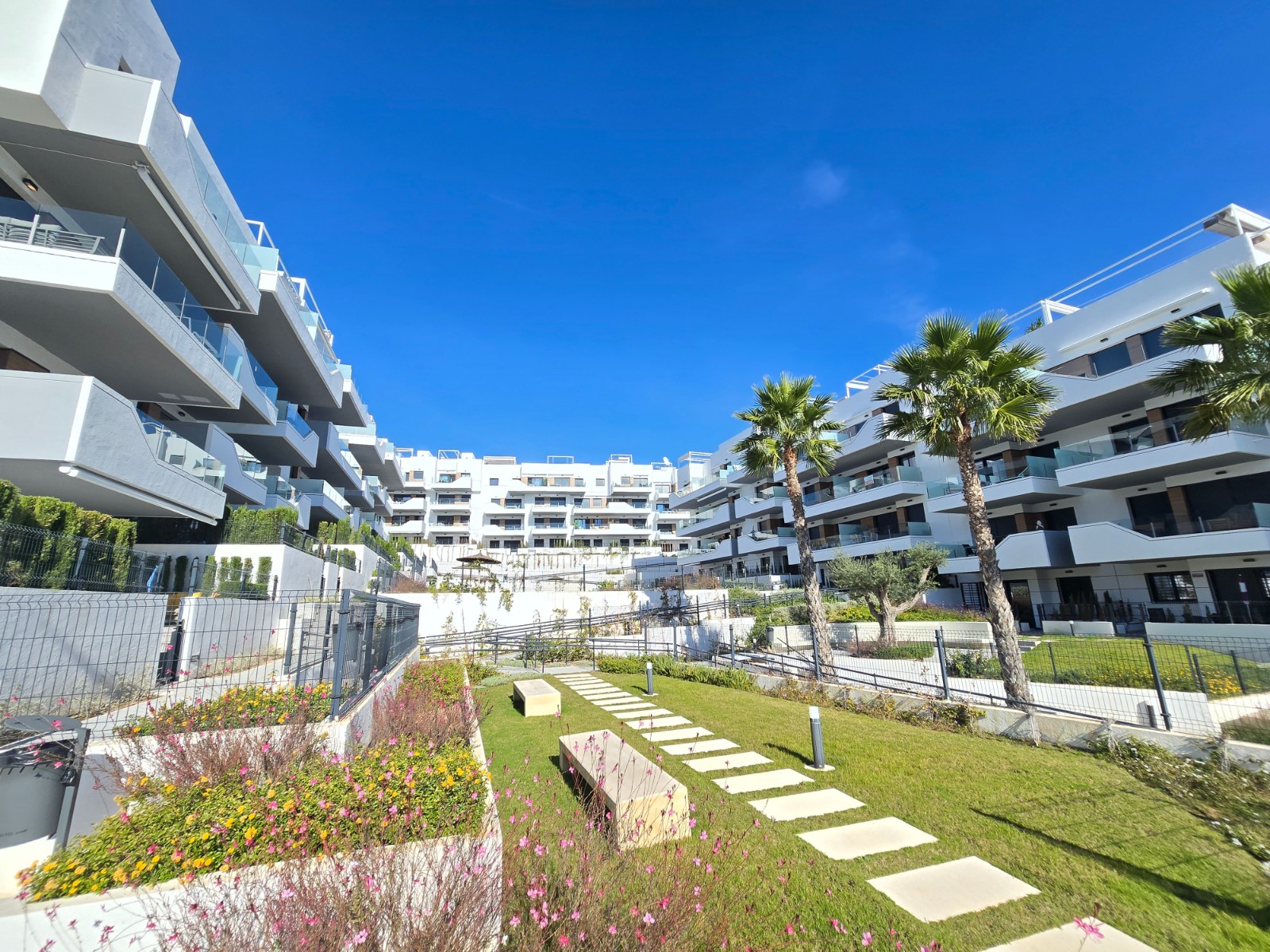 o_1j9pc2iplhtc771a4mro51l5a2u Apartment in Orihuela Costa, Alicante