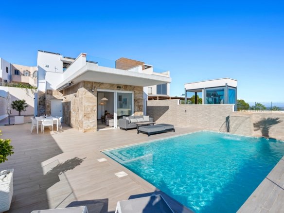Villa for sale in San Miguel de Salinas