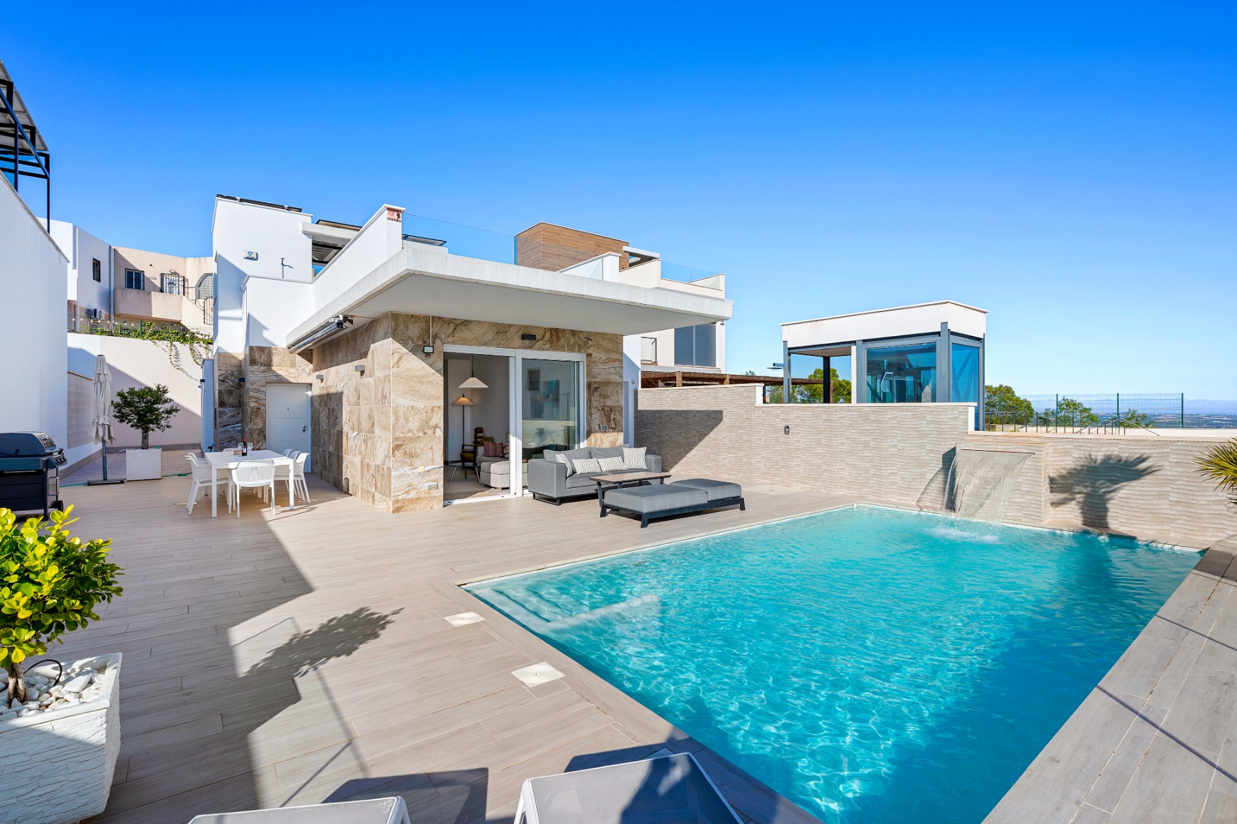 o_1jfaqfp09hloq1cav41uaf1ubr2s.jpg Villa for sale in San Miguel de Salinas