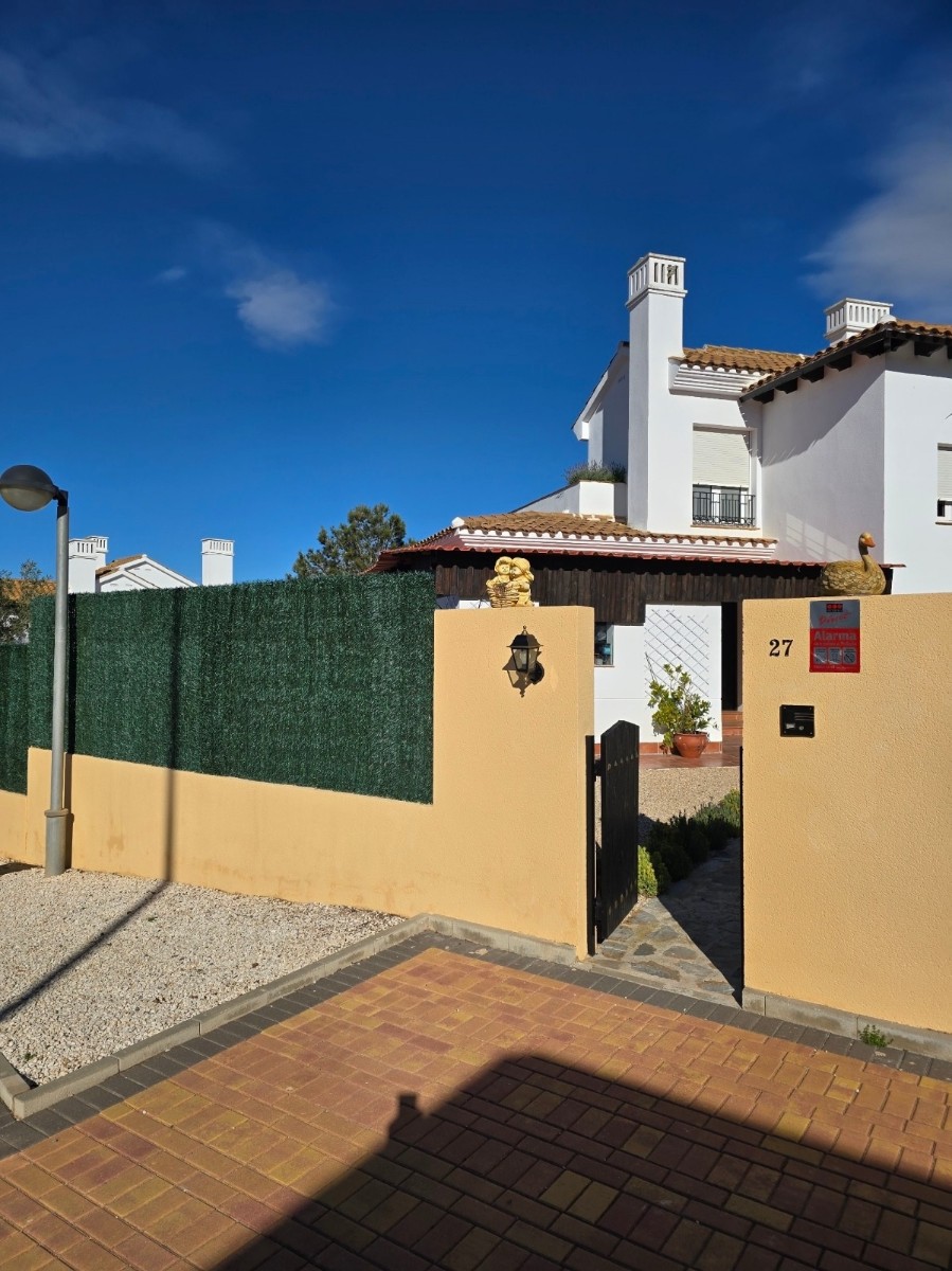 o_1jfbds30p112lm641v8n10os1hou2t Villa in Fuente Alamo, Murcia