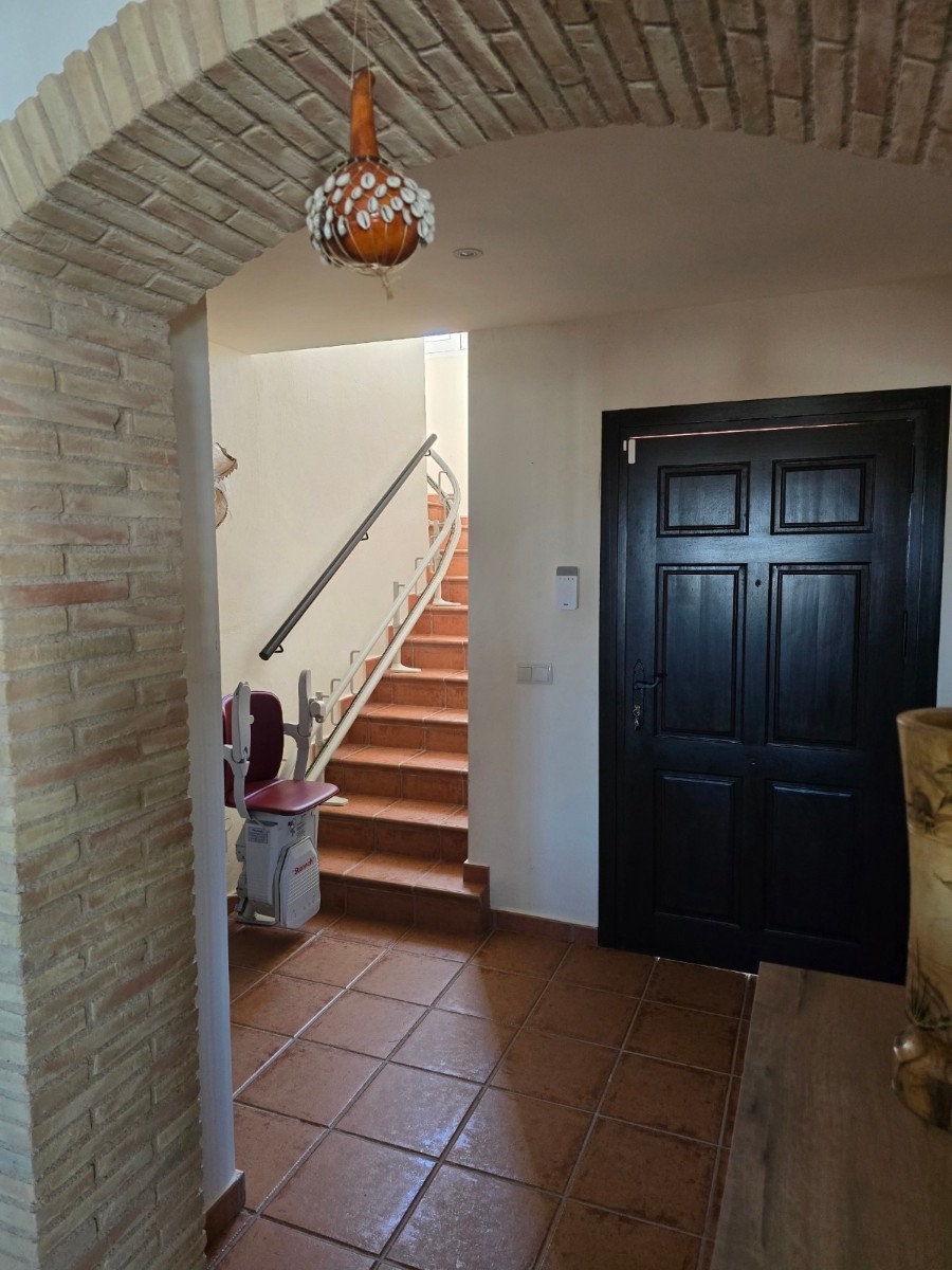 o_1jfbds30qn22kgougjb7ga5k3l Villa in Fuente Alamo, Murcia