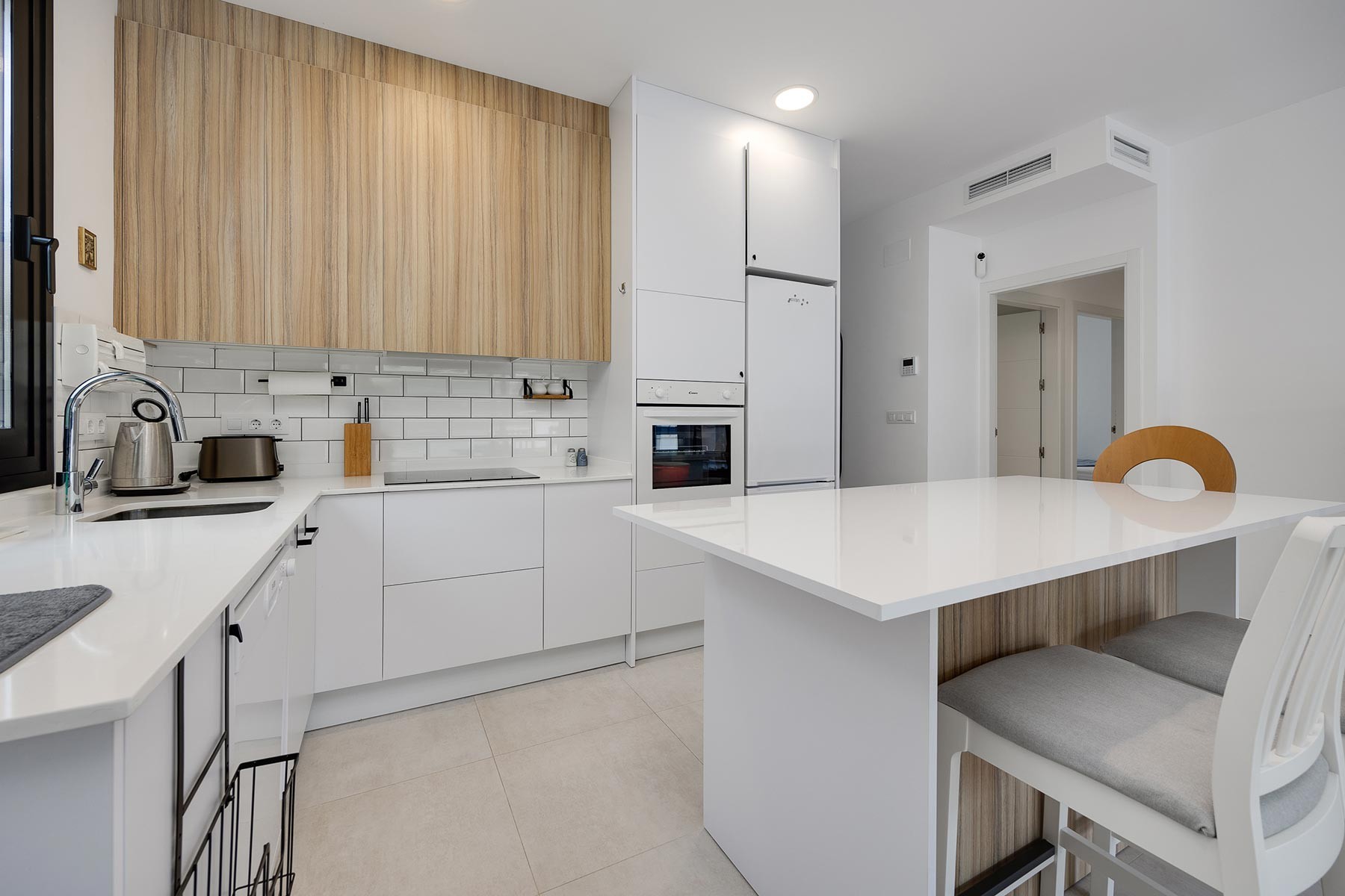 o_1jfvrtu9411fu1lap1ke41jlse8d31 Villa in Pinar de Campoverde, Alicante