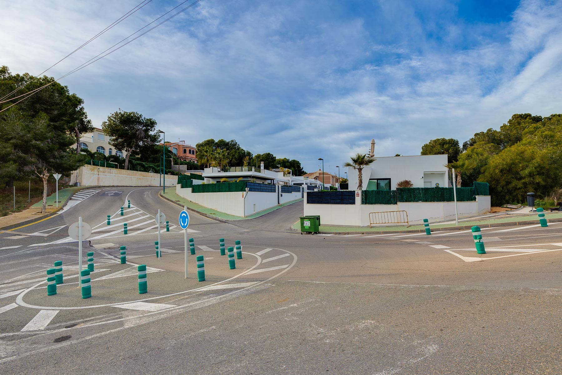 o_1jfvrtu94l8mv4j1l7c17h41dti3e Villa in Pinar de Campoverde, Alicante