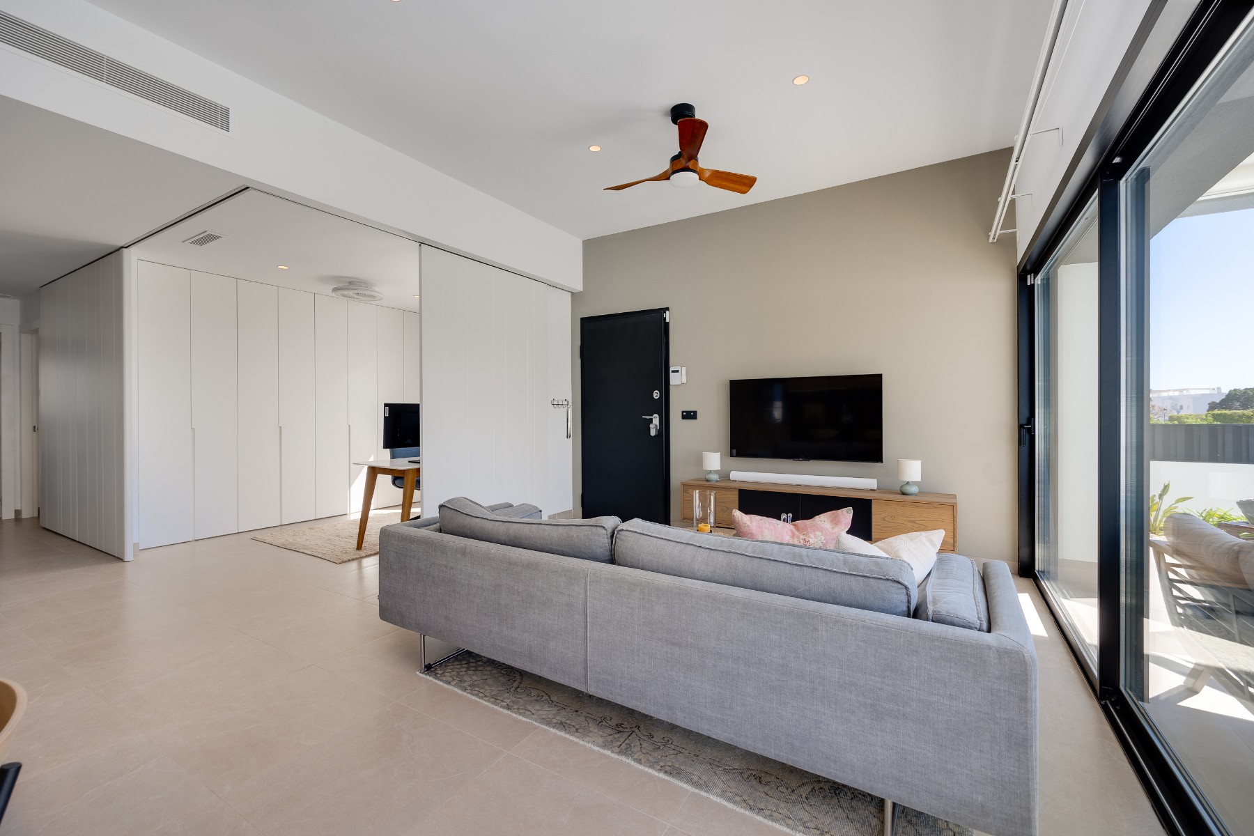 o_1jhbbh2iv18i9ttq8oh1drv1g5g4k Bungalow in Pilar de La Horadada, Alicante