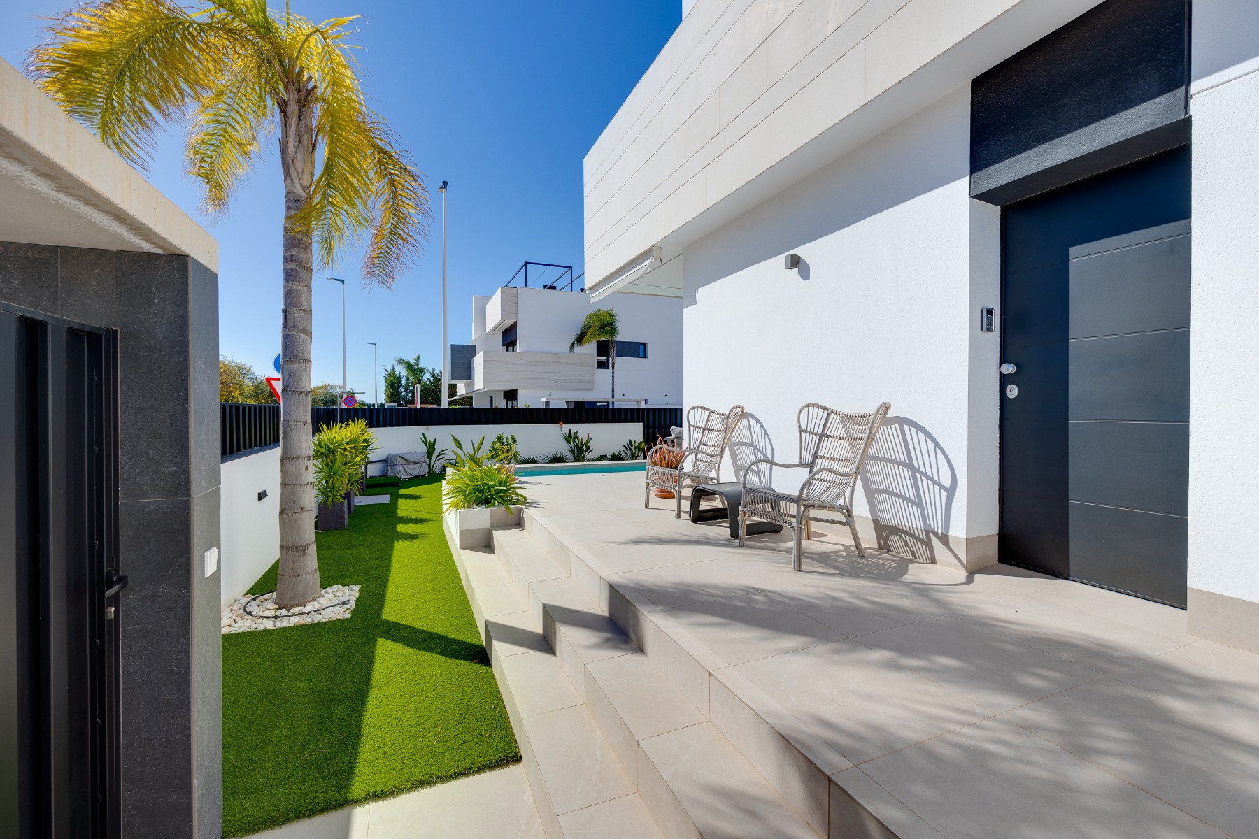 o_1jhbbh2ive22o75183613cr1um73q Bungalow in Pilar de La Horadada, Alicante