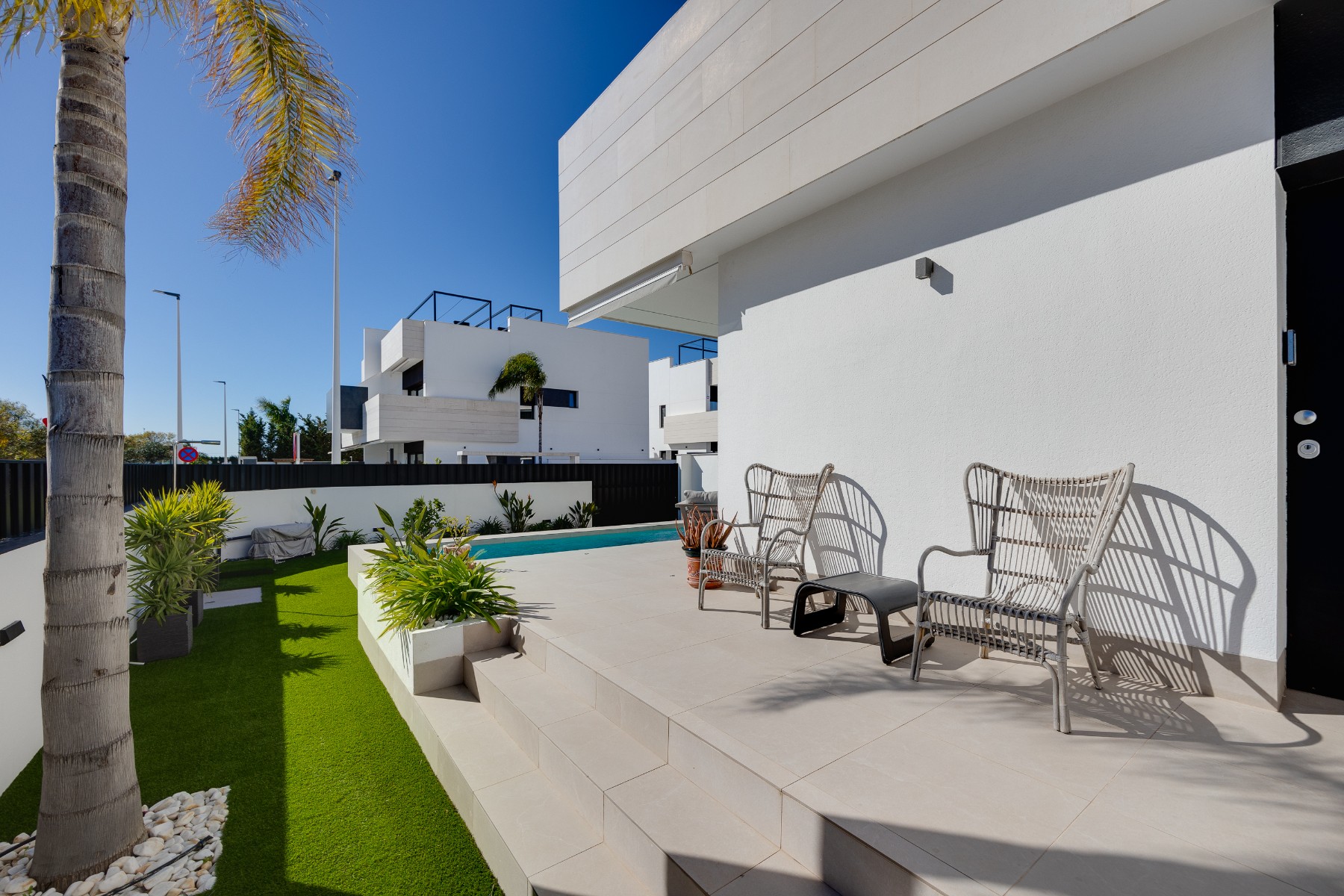 o_1jhbbh2ivjgq1l1o17q4f7cusr3r Bungalow in Pilar de La Horadada, Alicante