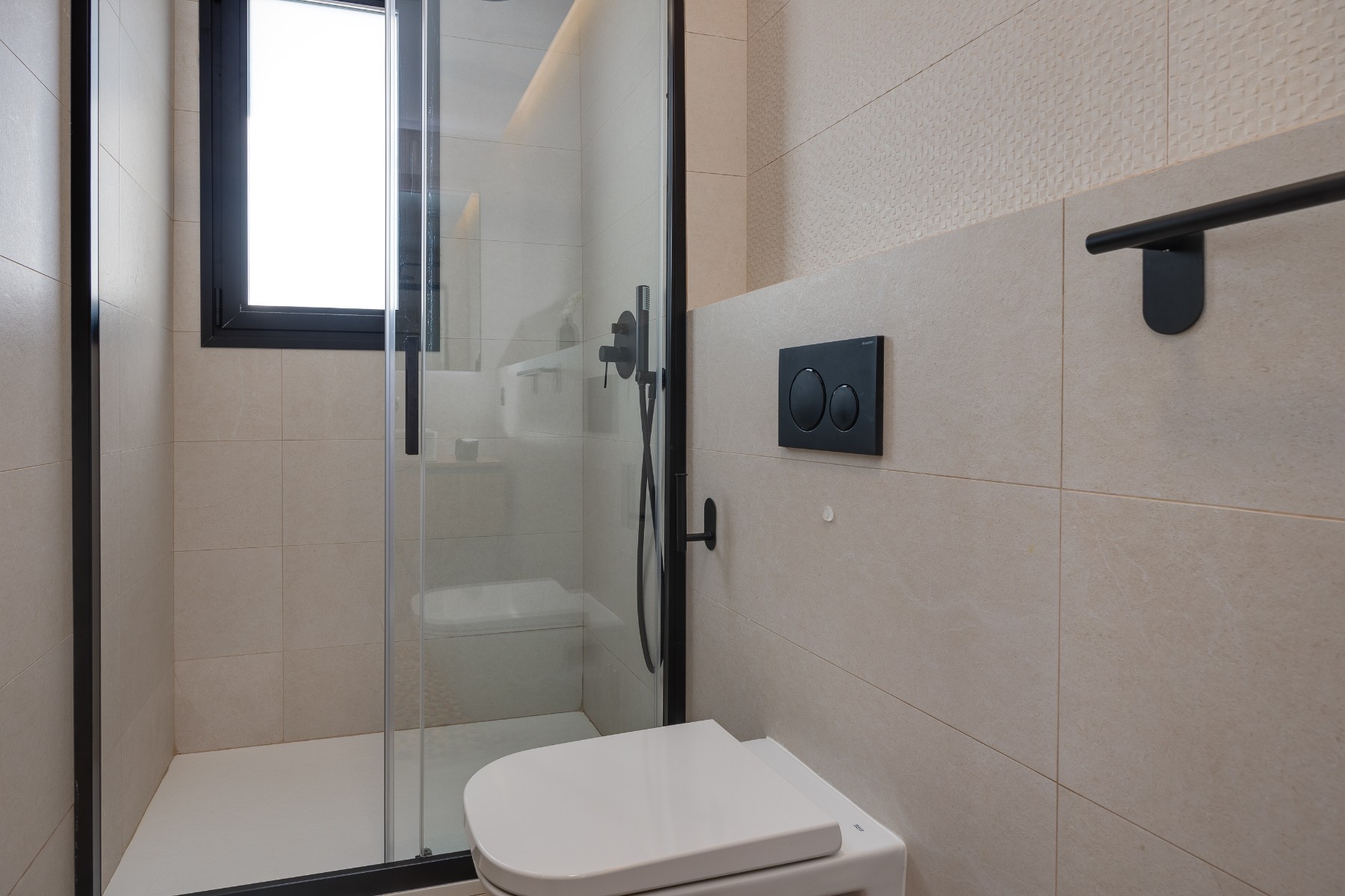 o_1jhbbh2ivmlmue1173sln51bt74v Bungalow in Pilar de La Horadada, Alicante