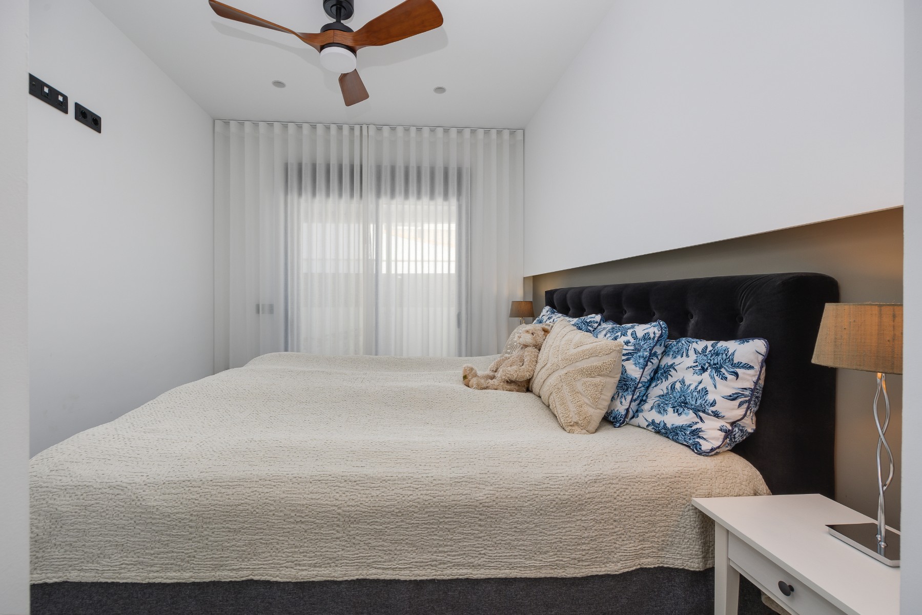 o_1jhbbh2j02ai1mae1km8bni7e50 Bungalow in Pilar de La Horadada, Alicante