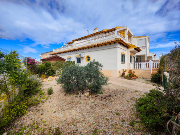Town House for sale in Orihuela Costa