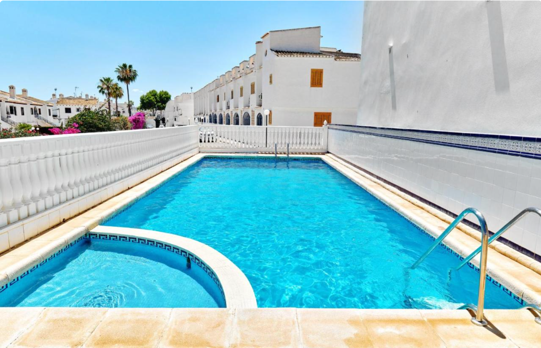 o_1jiv8lhs41lqo19lc1g5v1nm42n11g Town House in Orihuela Costa, Alicante